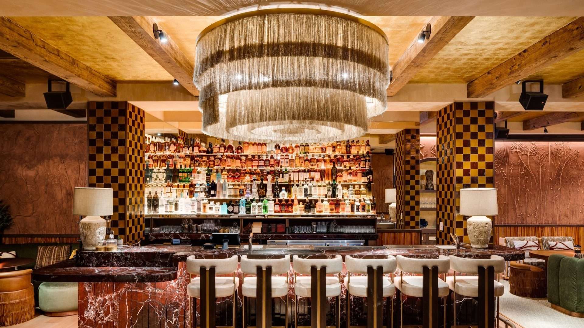 Laid-Back Nightlife Escapes: Miami’s Best Speakeasies and Sophisticated Hangouts